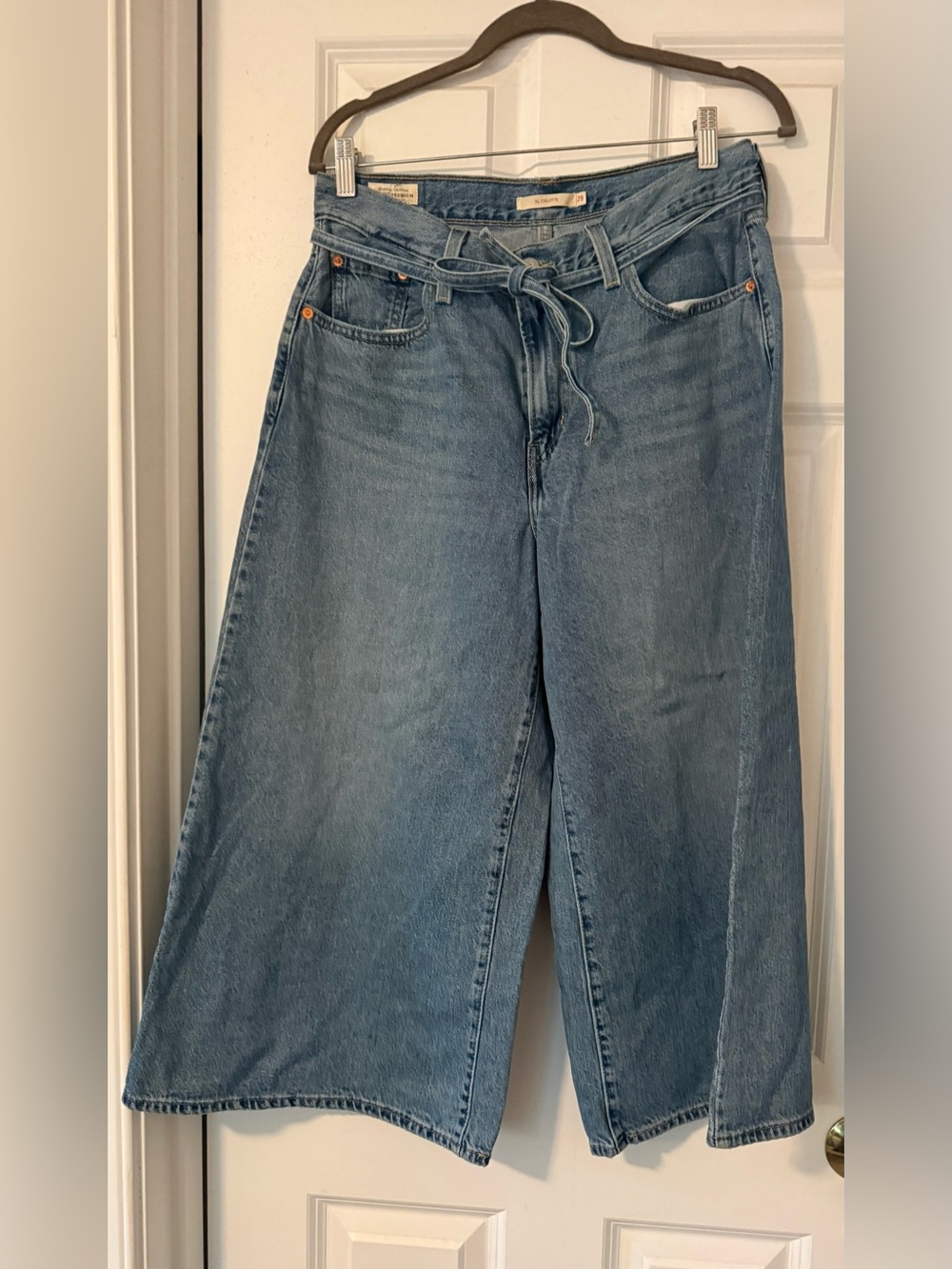 Levi’s wide leg culotte